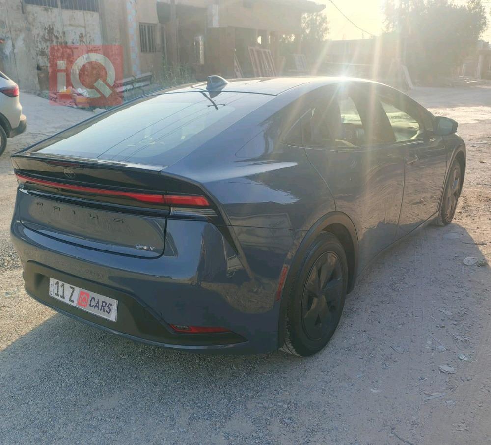 تۆیۆتا پریوس